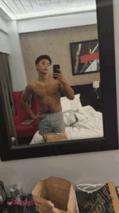 FF7ggtPUUAs6kGu 167x300 1